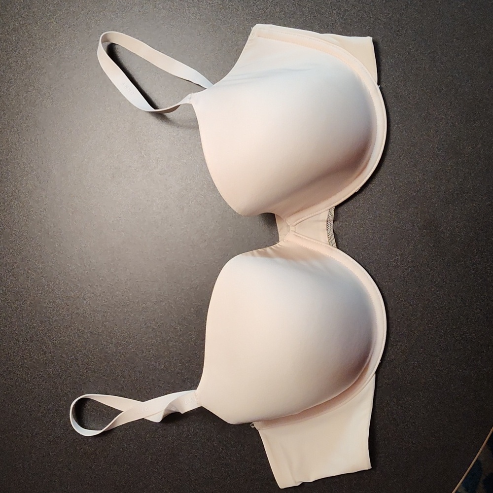 DKNY Lightwear bra 38D